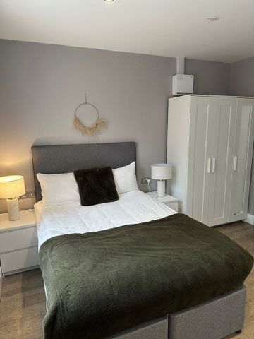 Castle Yard Studio 6 - Photo 4