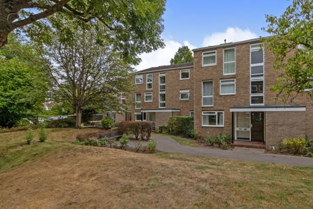 1 bedroom flat to rent Harrowdene Gardens, Teddington, TW11 - Photo 3