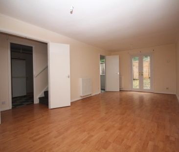 4 Bedroom House - Photo 2