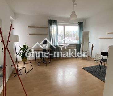 Sonniges, möbliertes Apartment mit Balkon im grünen Zehlendorf - Photo 1