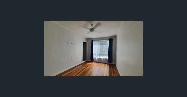 THREE BEDROOM HOUSE - Photo 1