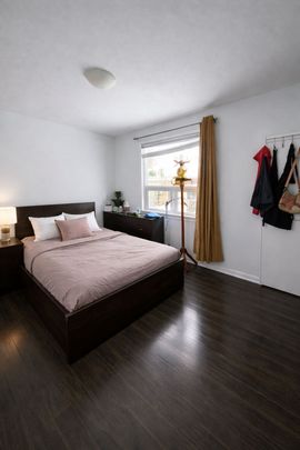 For Lease - 391 Taylor Mills Drive, Richmond Hill, Ontario - Photo 1