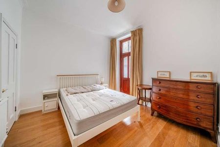 Castletown Road, West Kensington, W14 - Photo 5