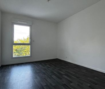 Location Appartement 2 pièces 42m² ST NAZAIRE 44600 - Photo 2