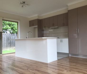 Spacious family unit! - Photo 3