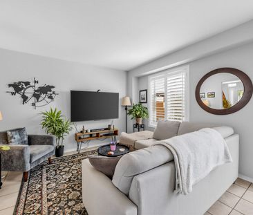 For Lease - 15 Fulton Crescent, Whitby, Ontario - Photo 3