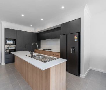 “SHARED HOME - MODERN FURNISHED ROOM available” - Photo 6