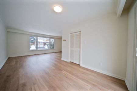 For Lease - 57 Anewen Drive Unit# Main, Toronto, Ontario - Photo 2