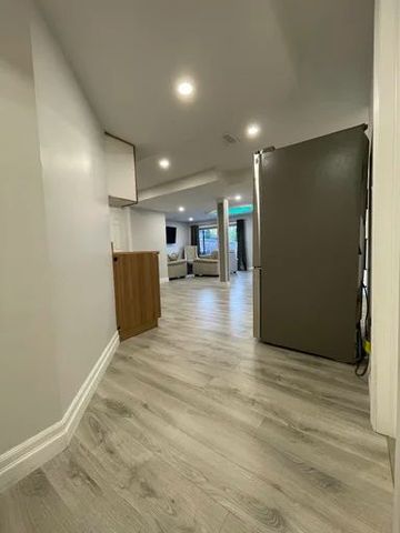 For Lease - 145 Cranbrook Crescent, Vaughan, Ontario - Photo 2