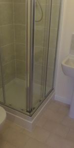 4 bedroom townhouse to rent - Photo 3