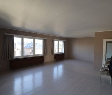 Dakappartement met 2 slaapkamers en garage in Beerse. - Photo 1