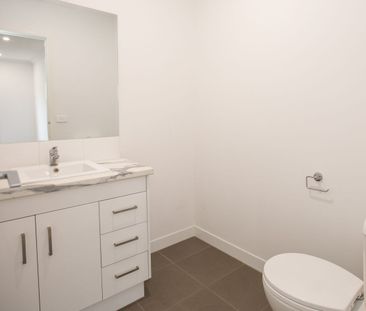 STUNNING STONEHILL - Photo 2