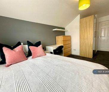 4 bedroom terraced house to rent - Photo 6