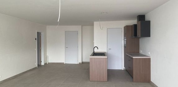 Appartement te huur in Maldegem voor € 880 met 1 slaapkamer - Photo 2