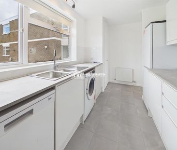 Stratton Close, HA8 6PL, Edgware - Photo 4