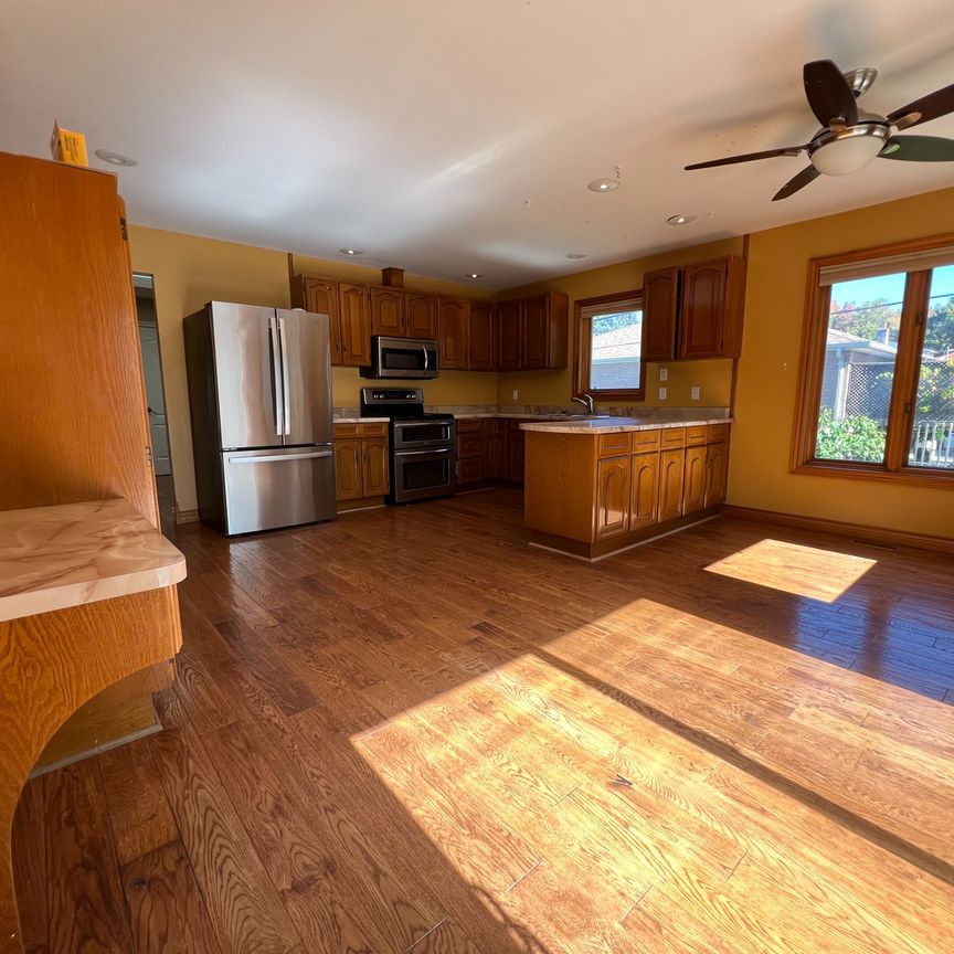 For Lease - 299 Lakeview Boulevard Unit# Upper, Georgina, Ontario - Photo 1