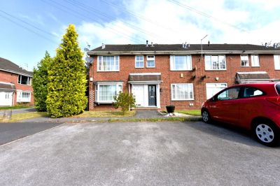 1 bedroom Flat in Abbeydale Grove, Leeds - Photo 1