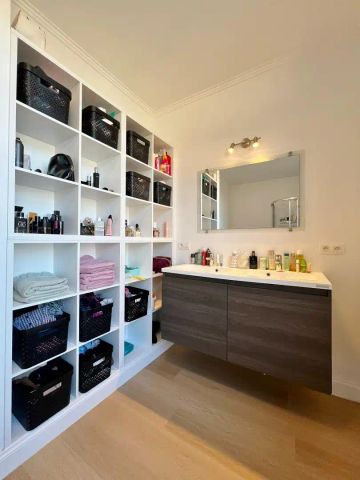 Karaktervolle rijwoning met terras in het centrum van Ieper - Photo 5