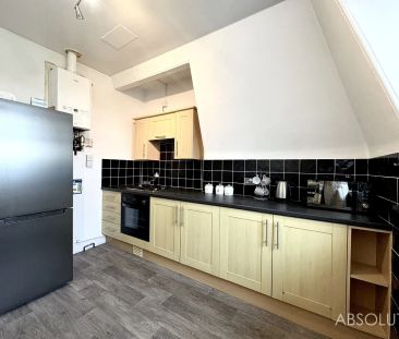 2 bed flat to rent in 2 Queens Park Road, Paignton, TQ4 - Photo 6