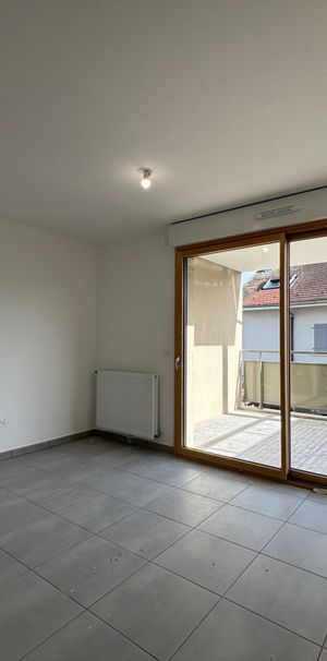 Location Appartement 2 pièces 41m² MESSERY 74140 - Photo 1