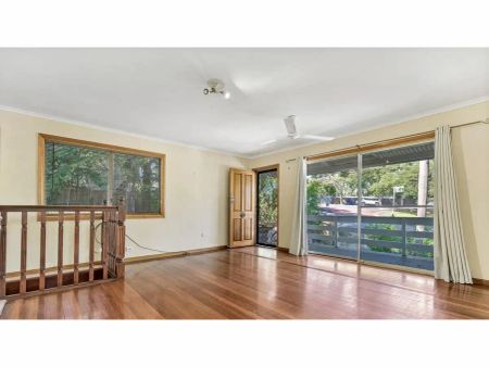 “Dual-Living Residence with a View” - Photo 4