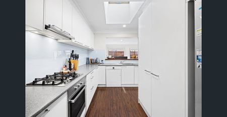 Peaceful and Highly Convenient - Photo 5