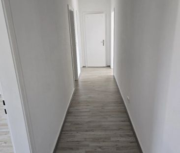 Hochwertige 2-Zimmer-Wohnung mit ca. 56,84m² Wohnfläche und Loggia - Foto 1