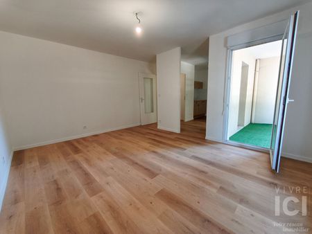 Location Appartement 2 pièces 51m² - Photo 3