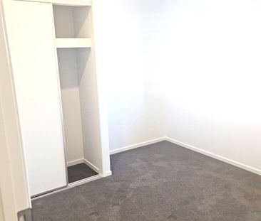 AVAILABLE 16/01/26 - 3 BEDROOM 2 BATH TOWNHOUSE WITH DUCTED AIR - Photo 4