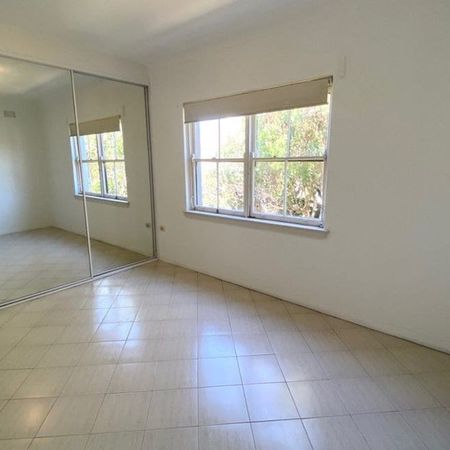 ONE BEDROOM ABODE, 60M TO MAROUBRA BEACH - Photo 4