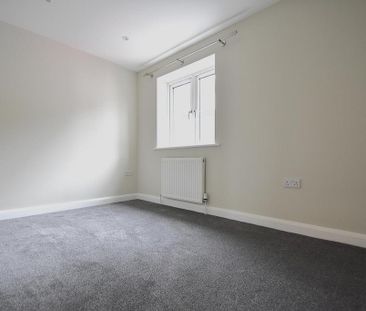 3 bedroom detached house to rent - Photo 4