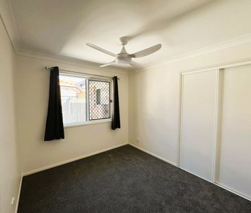 4 BEDROOM HOME IN SANDSTONE POINT - Photo 5