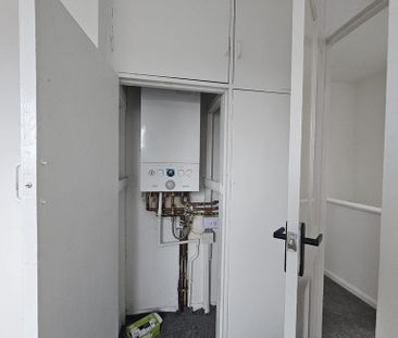 1 bedroom in a house share to rent - Photo 6