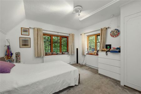 5 bedroom detached house to rent - Photo 4