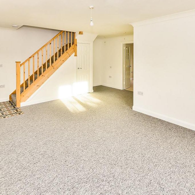 2 bedroom semi-detached house to rent - Photo 1