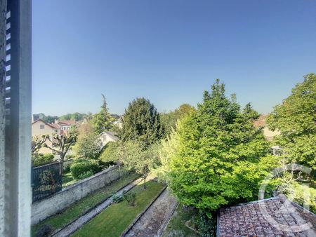 Location Appartement 2 pièces 45m² STE SAVINE 10300 - Photo 5