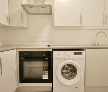 2 bedroom Flat to rent in The Open, City Centre, Newcastle upon Tyne - Photo 5