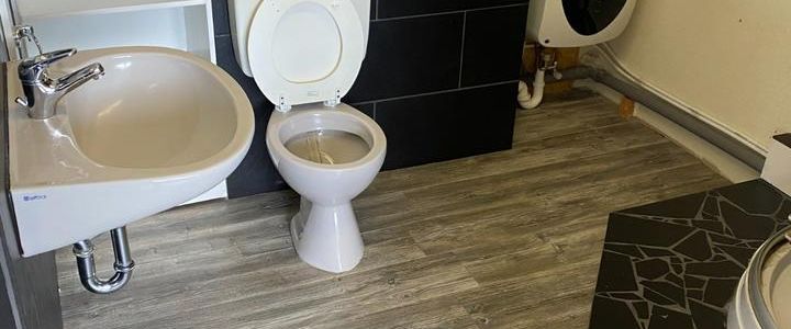 2-Zimmer Dachgeschoßwohnung ab sofort zu vermieten - Photo 1