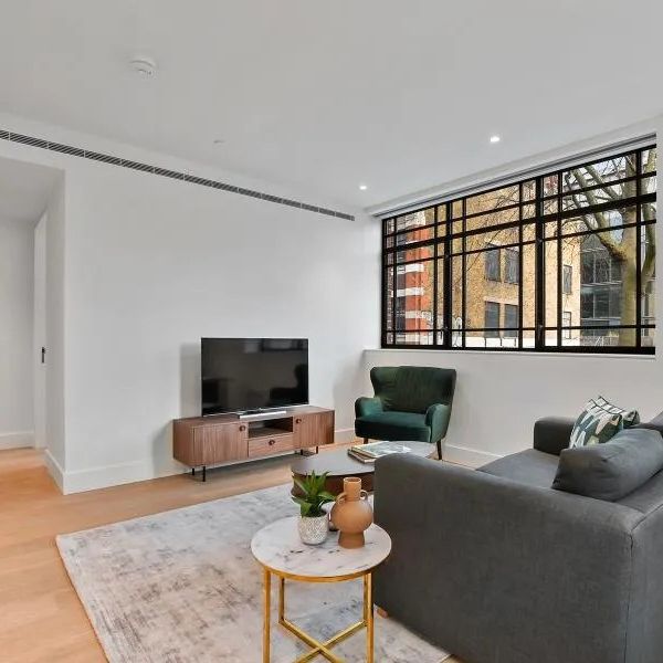69 Whitfield Street, London, W1T - Photo 1