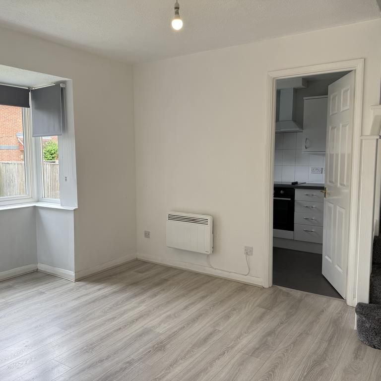 1 bedroom terraced house to rent - Photo 1