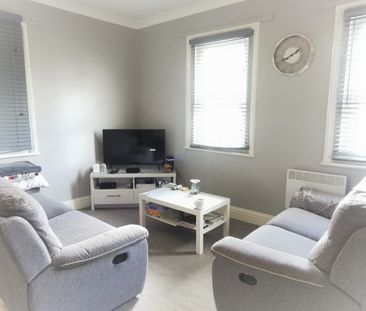 Flat 4, 52 School Road - Photo 1