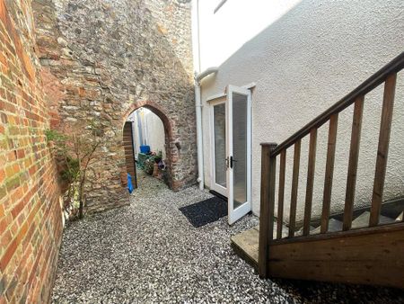 1 bedroom terraced house to rent - Photo 4