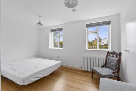 Flat To Let - Photo 4