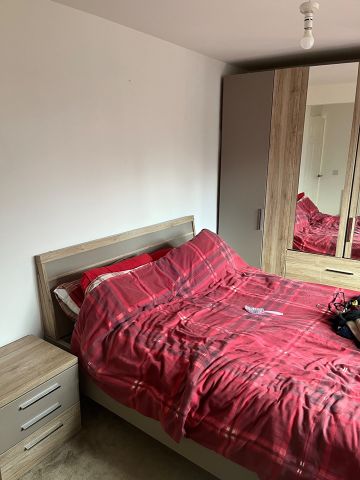 2 Bed Flat, Featherbank Lane, LS18 - Photo 5