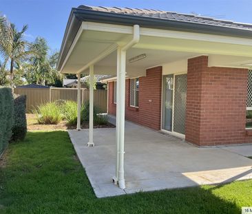 Stunning family home - Photo 4