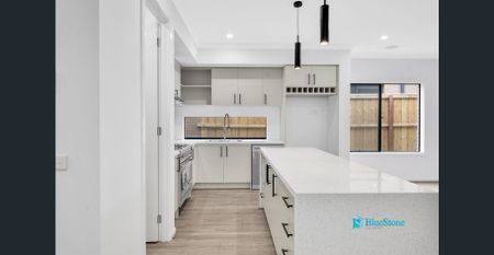 Four Bedrooms, In the Heart of Donnybrook. - Photo 3