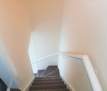 2 bedroom end of terrace house to rent - Photo 6