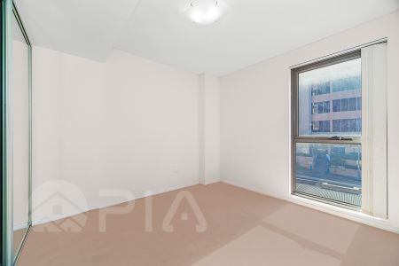 B608/25 John St MASCOT - Photo 3