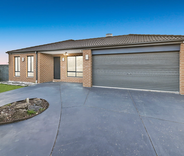 21 Wild Cherry Avenue, Pakenham VIC 3810 - House For Rent | Domain - Photo 1