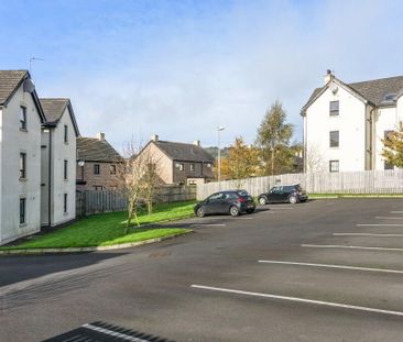 15 Lady Wallace Crescent, Lisburn, BT28 3GP - Photo 4